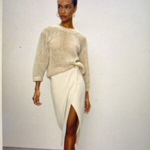 Aritzia Babaton Leona skirt size 4